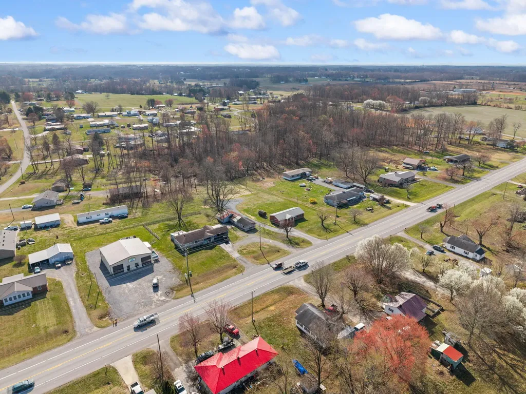 2048 Us-127 Russell Springs KY 42642