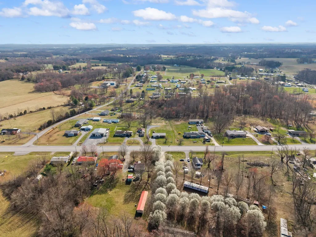 2048 Us-127 Russell Springs KY 42642
