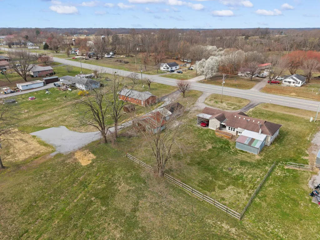 2048 Us-127 Russell Springs KY 42642