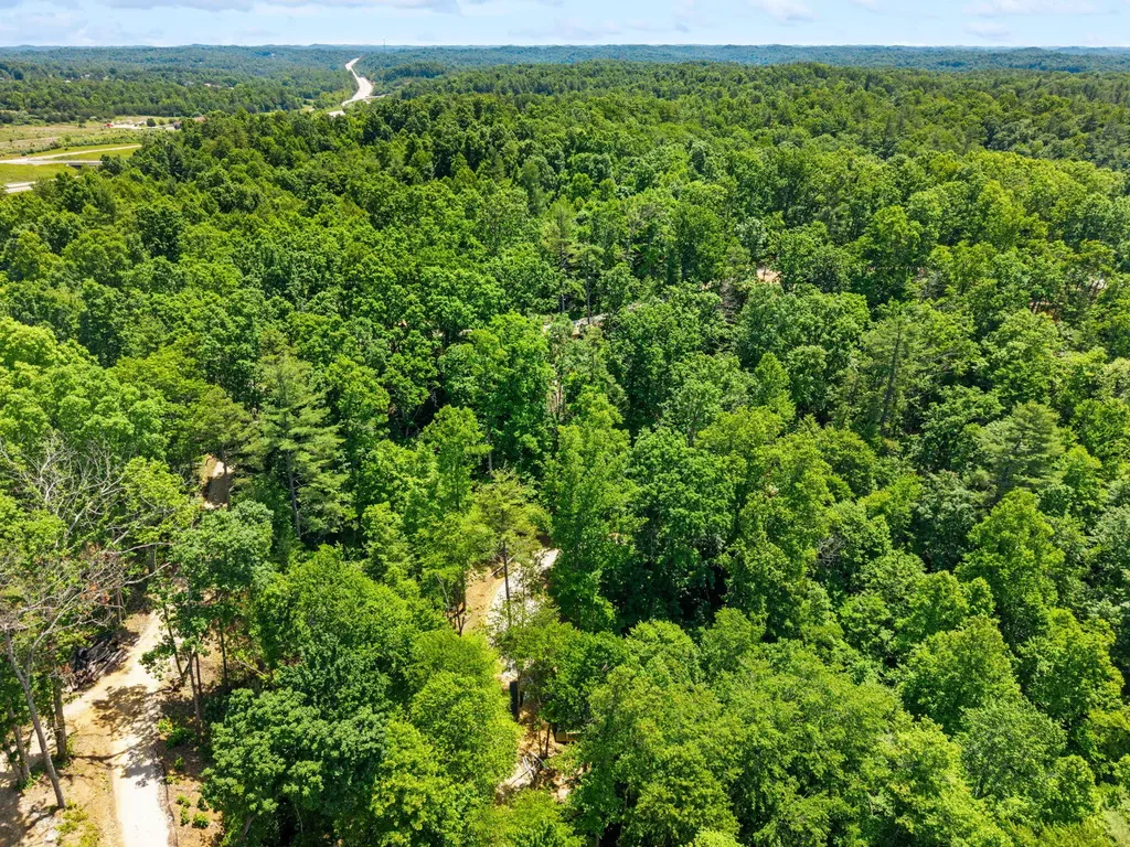 181 High Ridge Road Campton KY 41301
