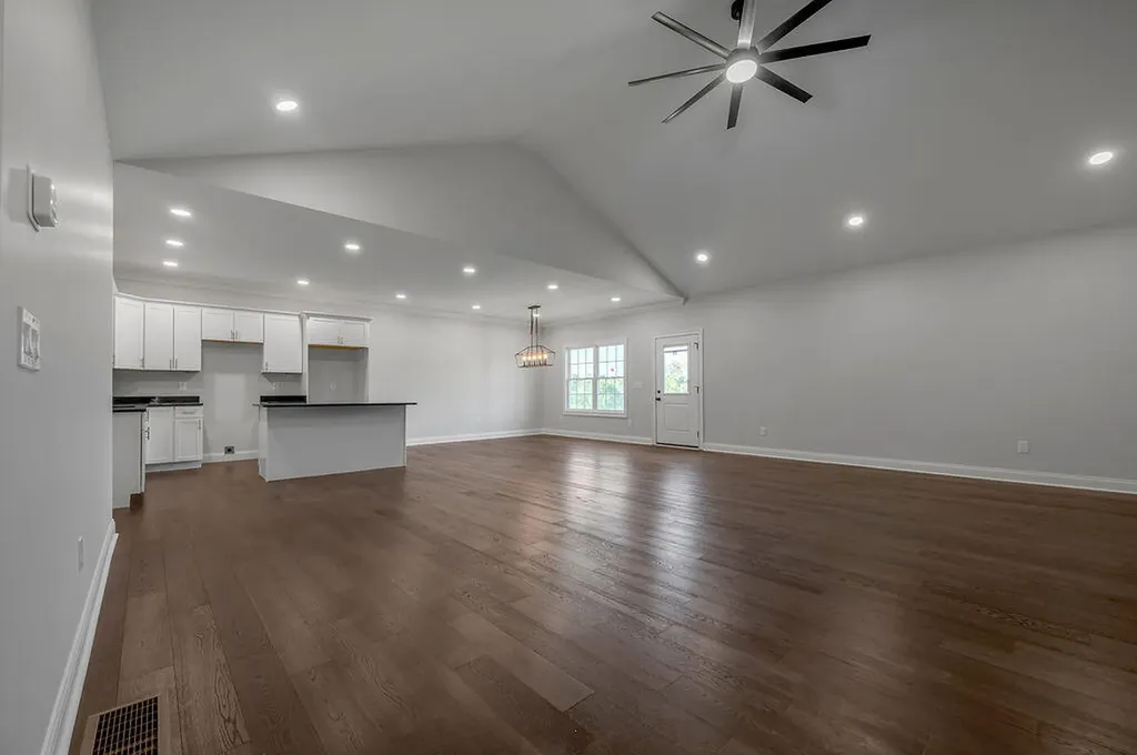 109 Linzi Way Paris KY 40361