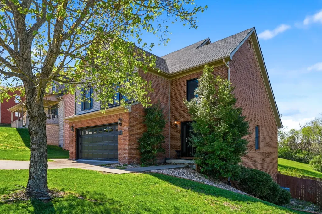 925 Medley Drive Richmond KY 40475