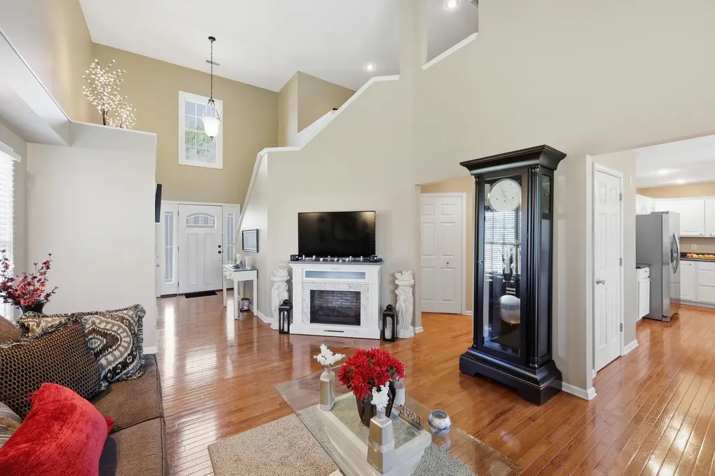 925 Medley Drive Richmond KY 40475