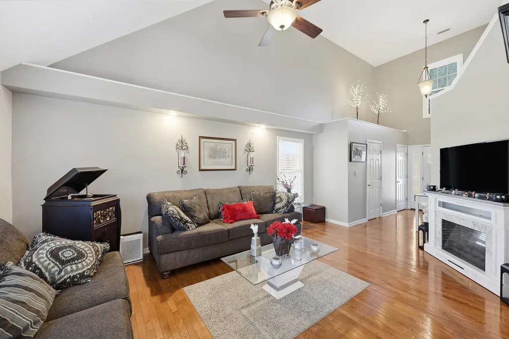 925 Medley Drive Richmond KY 40475