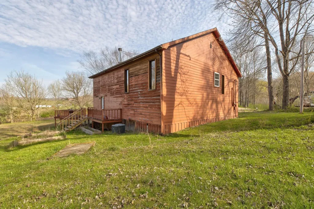 196 Twin Meadows Road Booneville KY 41314