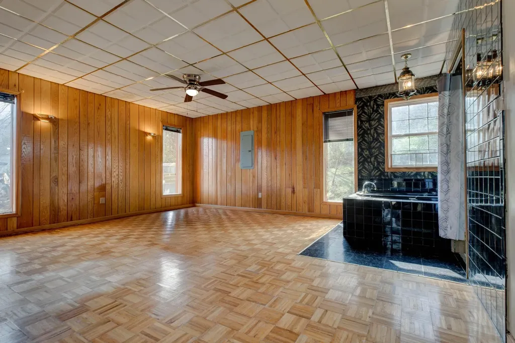 196 Twin Meadows Road Booneville KY 41314