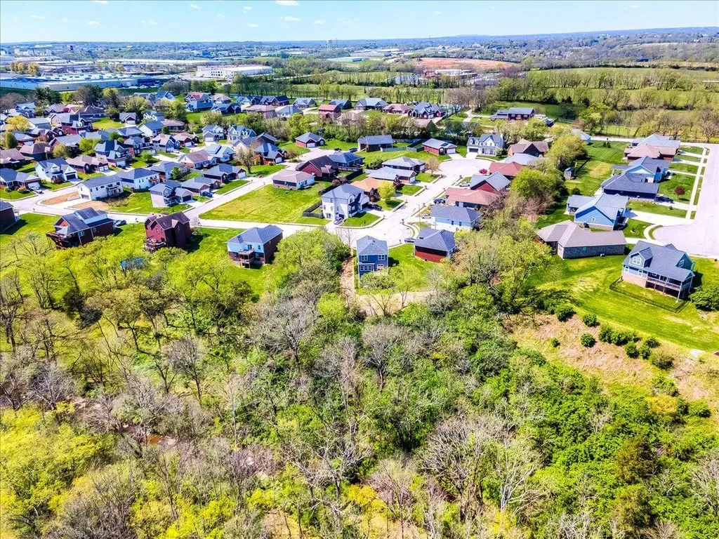 318 Blue Spruce Drive Frankfort KY 40601