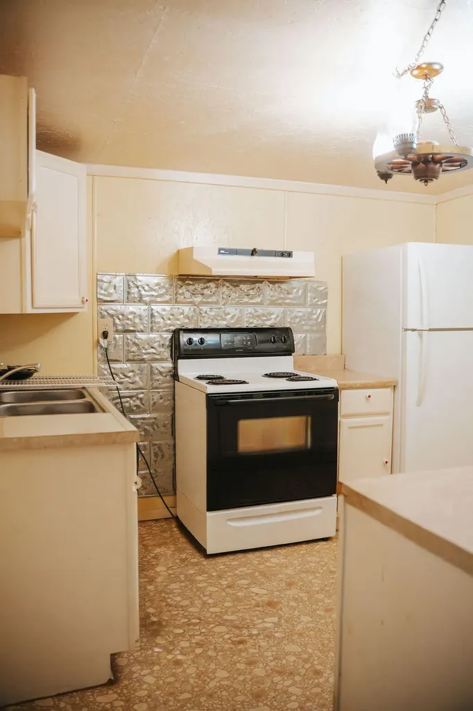 37 Turkey Ridge Road Wellington KY 40387