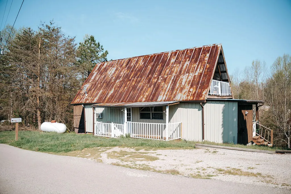 37 Turkey Ridge Road Wellington KY 40387