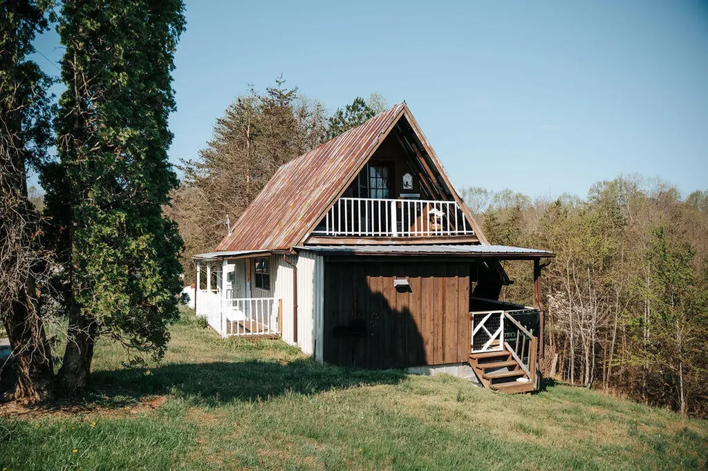 37 Turkey Ridge Road Wellington KY 40387