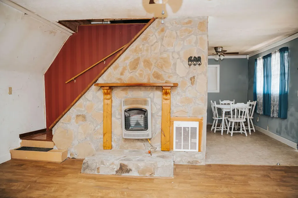 37 Turkey Ridge Road Wellington KY 40387