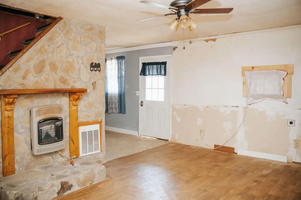 37 Turkey Ridge Road Wellington KY 40387