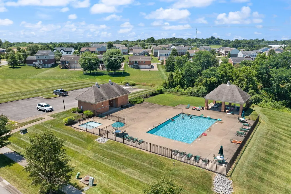 6253 Browning Trail Burlington KY 41005