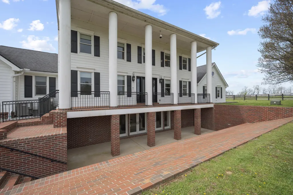 3600 Briar Hill Road Lexington KY 40516