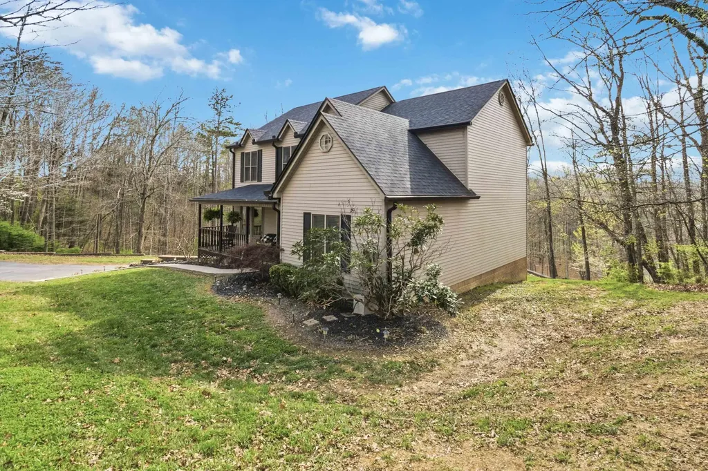 188 Dogwood Hill London KY 40741