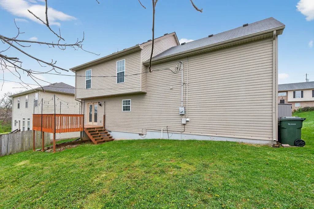 2393 English Station Drive Lexington KY 40514