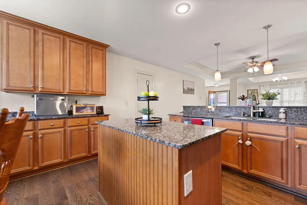 5012 Oleander Way Richmond KY 40475