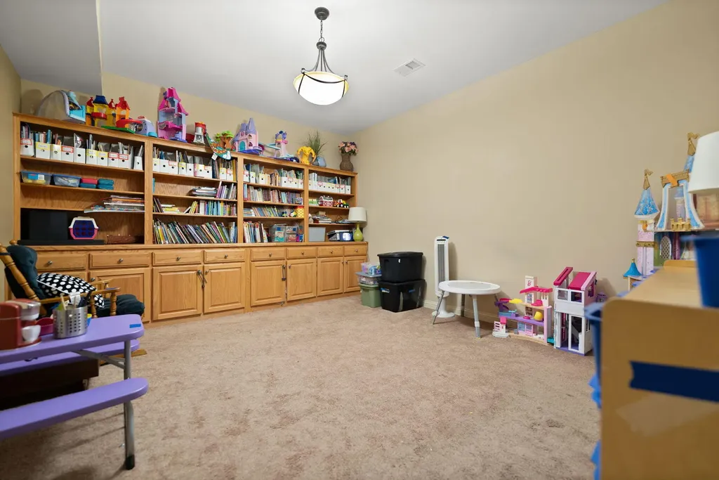 5012 Oleander Way Richmond KY 40475