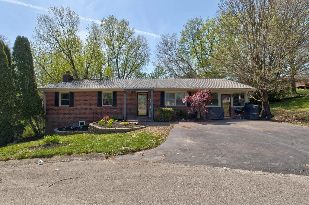 122 Azalea Court Mt Sterling KY 40353