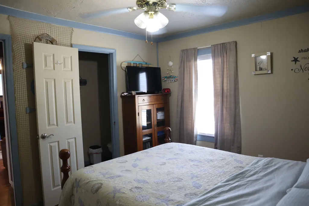 2080 Kentucky 39 Crab Orchard KY 40419