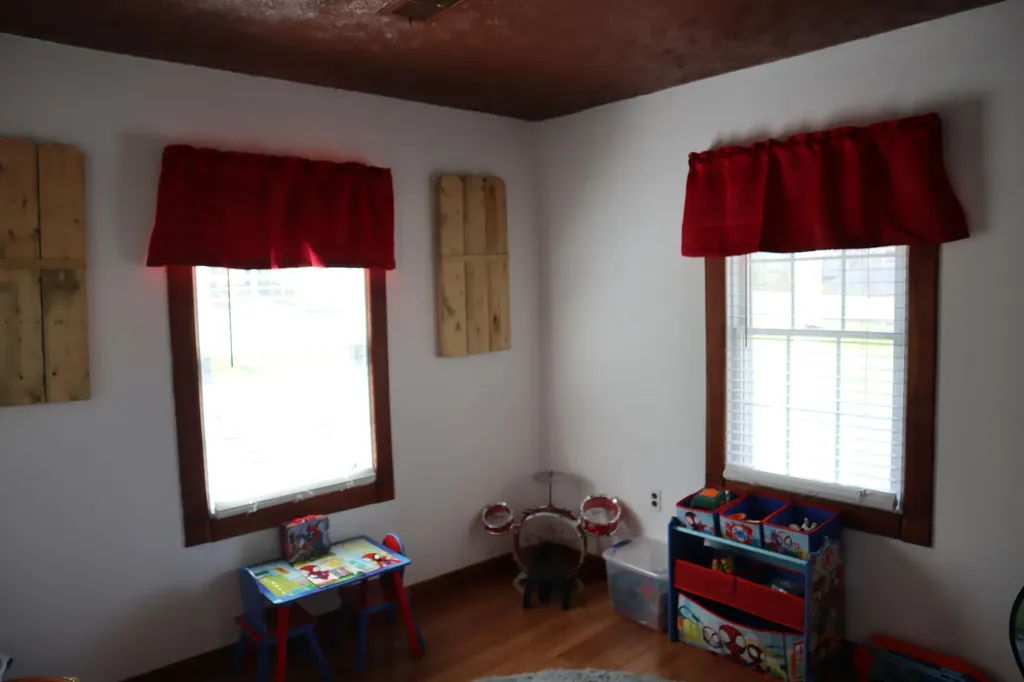 2080 Kentucky 39 Crab Orchard KY 40419