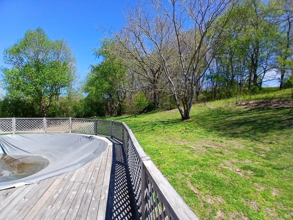 2080 Kentucky 39 Crab Orchard KY 40419