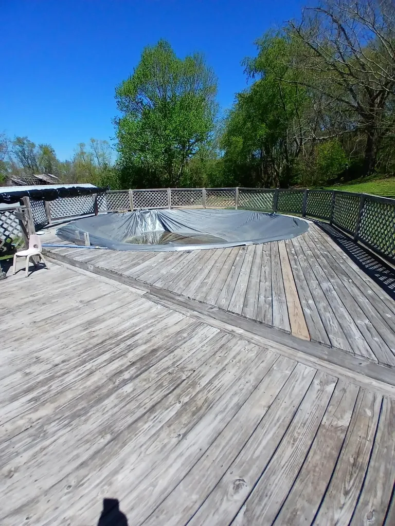 2080 Kentucky 39 Crab Orchard KY 40419