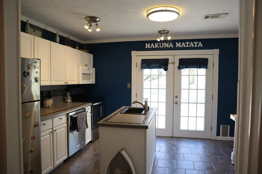 2080 Kentucky 39 Crab Orchard KY 40419