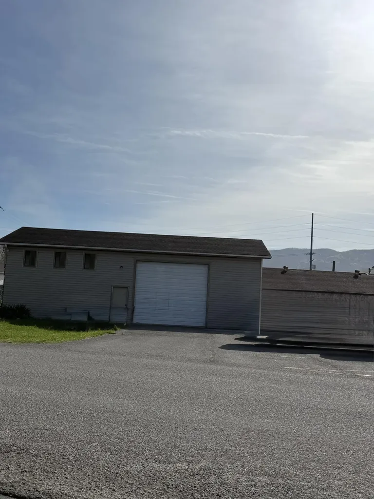 725 N 19th Street Middlesboro KY 40965
