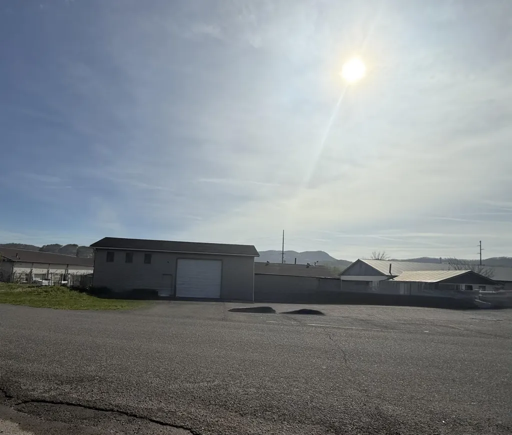 725 N 19th Street Middlesboro KY 40965