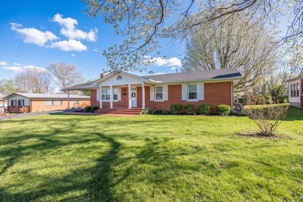 116 Hopewell Drive Paris KY 40361