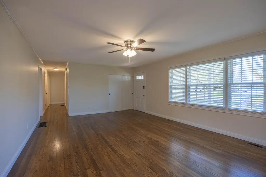 116 Hopewell Drive Paris KY 40361