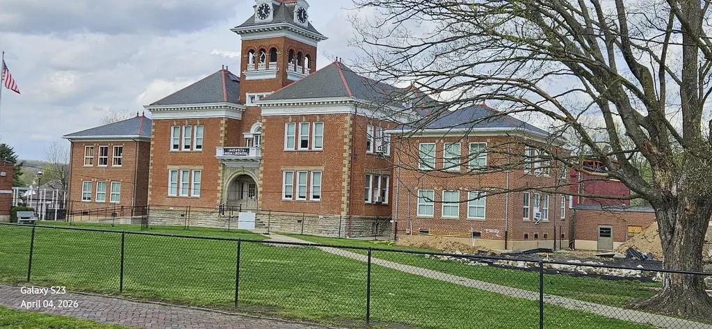 302 Frankfort Street Augusta KY 41002
