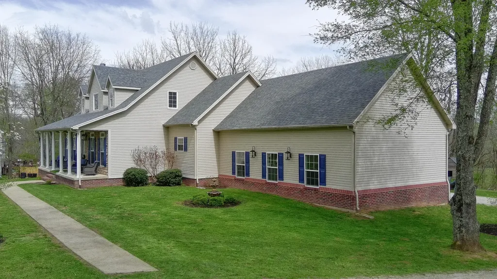 5028 Chinquapin Lane Mays Lick KY 41055