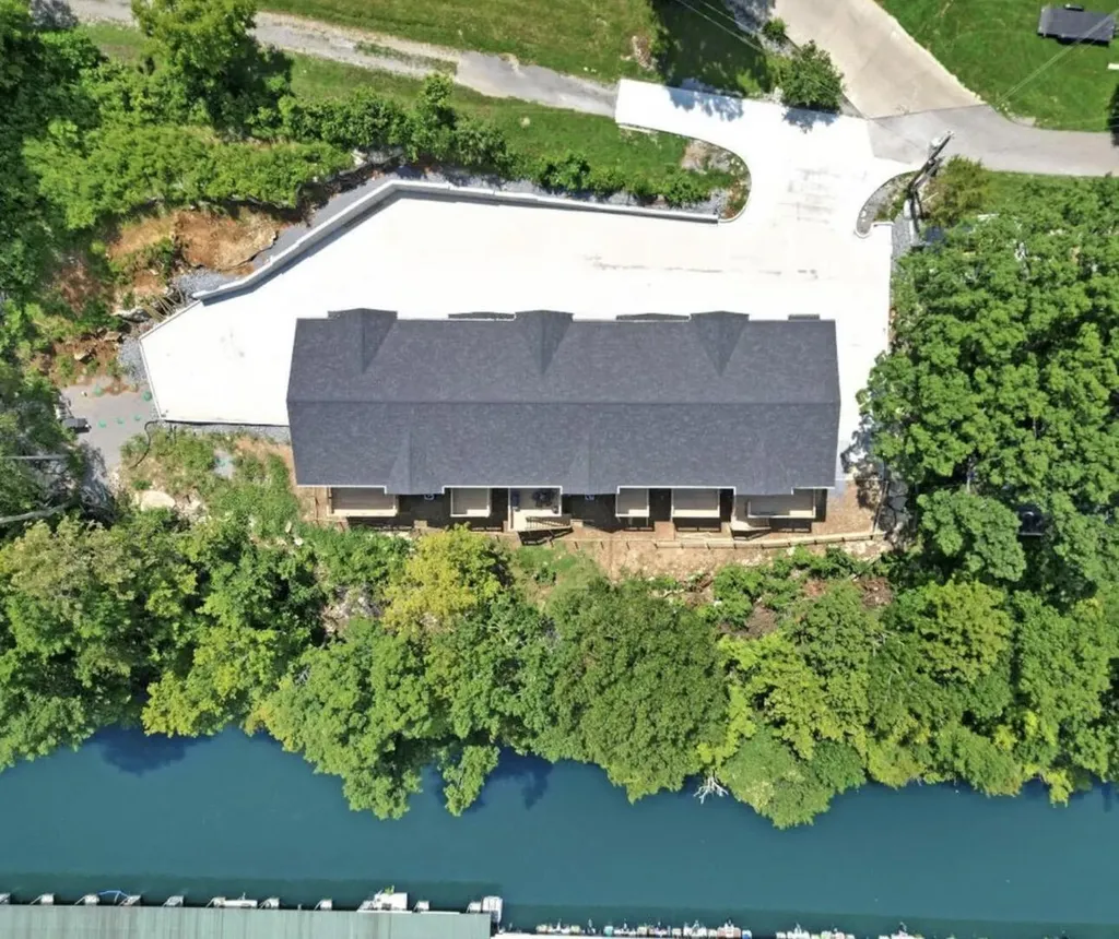 97 Walker Lane Lancaster KY 40444