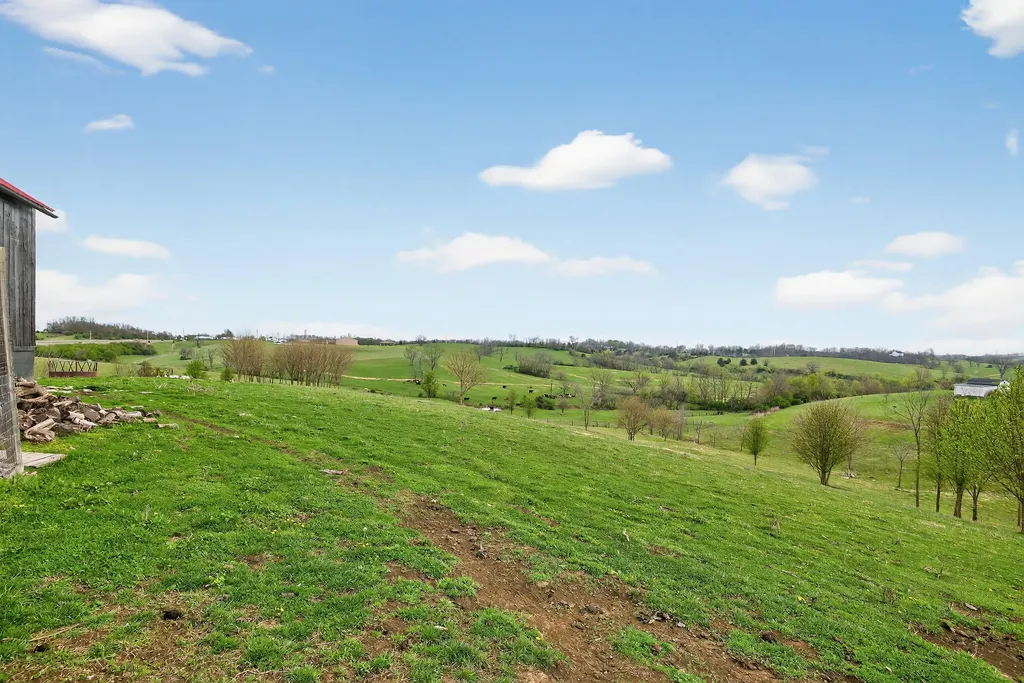 1480 Irvine Road Winchester KY 40391