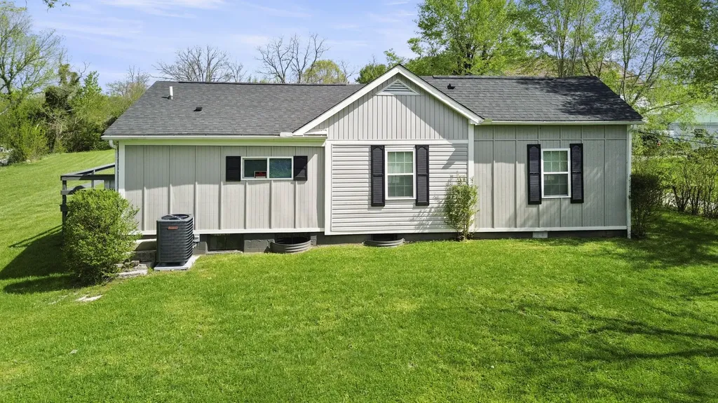 140 Worley Hill Top Road Stearns KY 42647