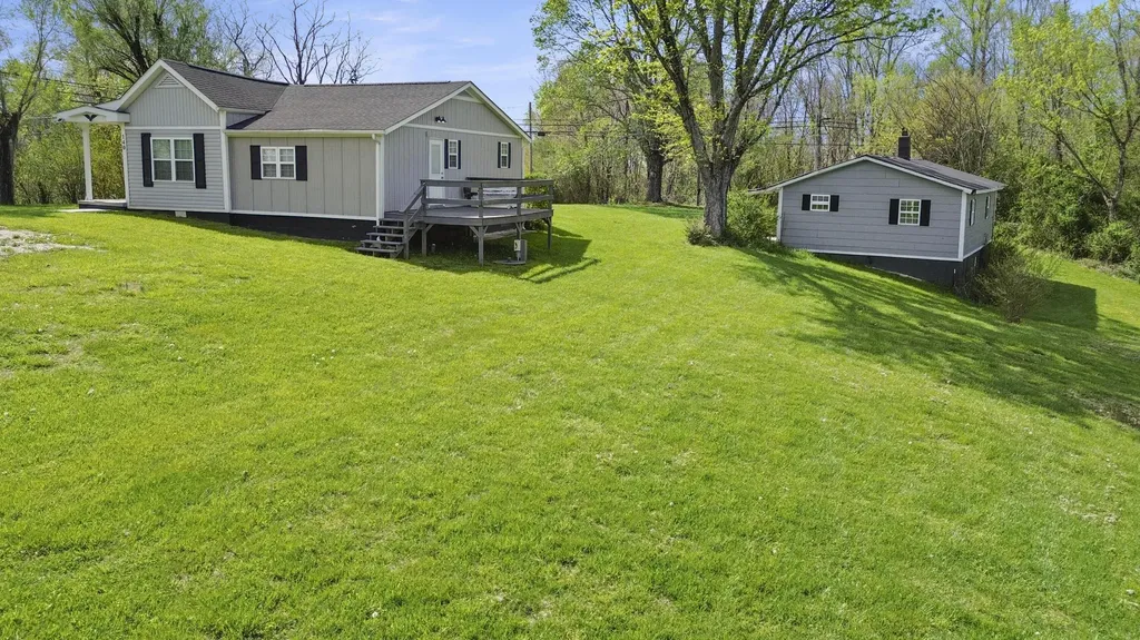 140 Worley Hill Top Road Stearns KY 42647
