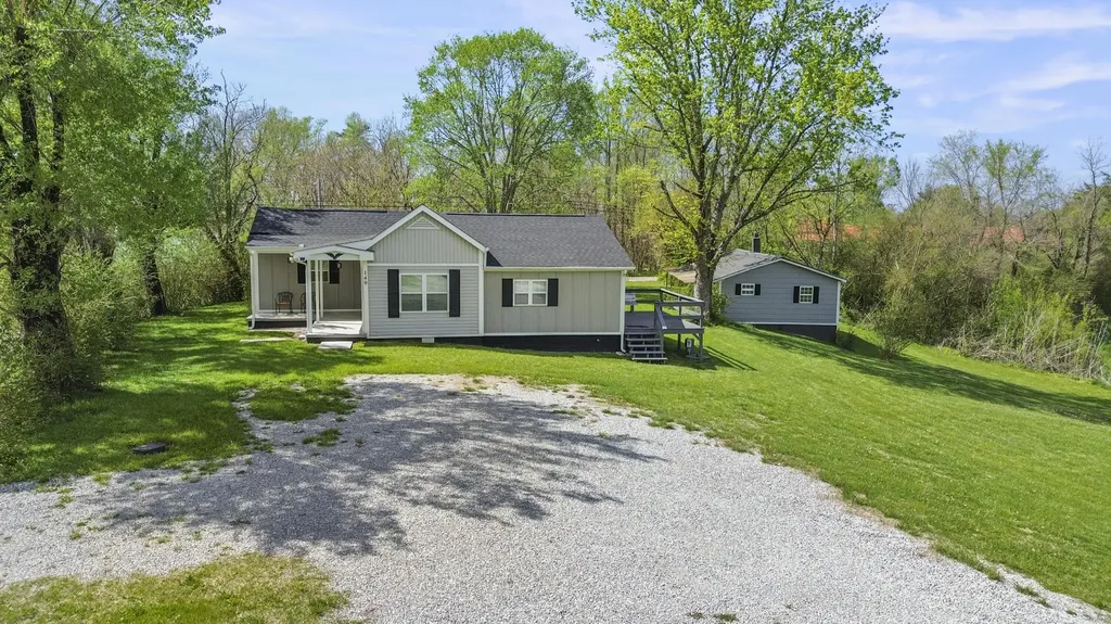 140 Worley Hill Top Road Stearns KY 42647