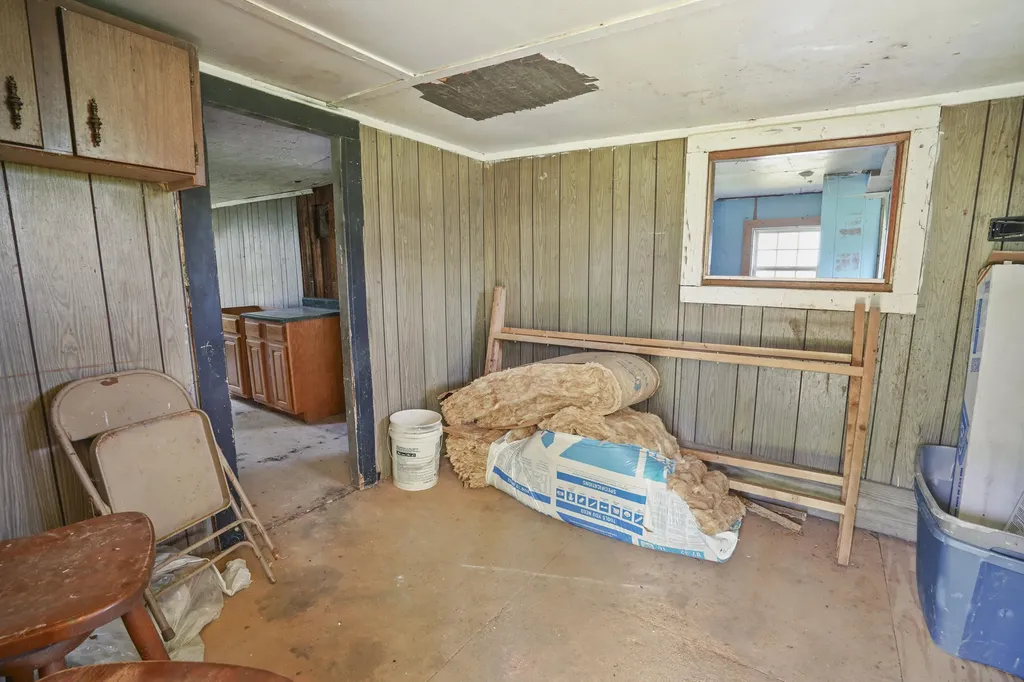 140 Worley Hill Top Road Stearns KY 42647