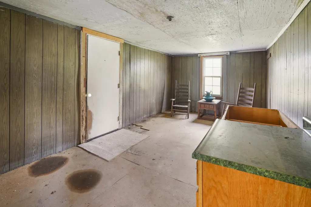 140 Worley Hill Top Road Stearns KY 42647
