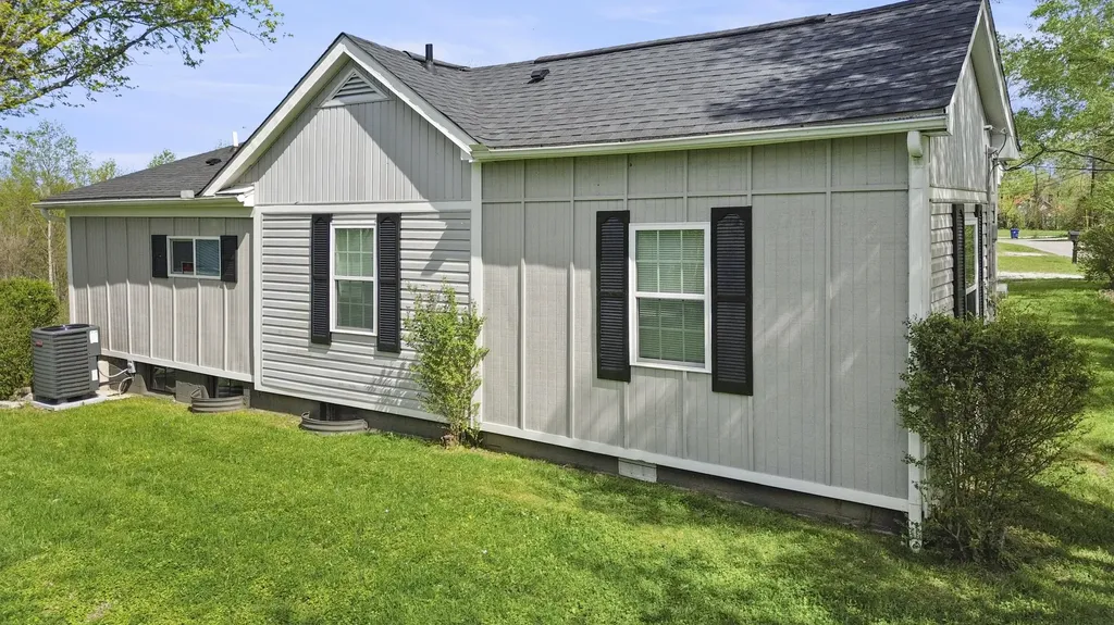 140 Worley Hill Top Road Stearns KY 42647