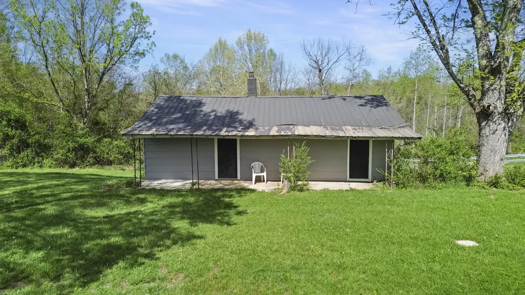 140 Worley Hill Top Road Stearns KY 42647