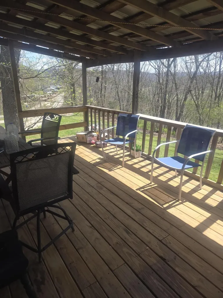 271 Estes Road Clay City KY 40312