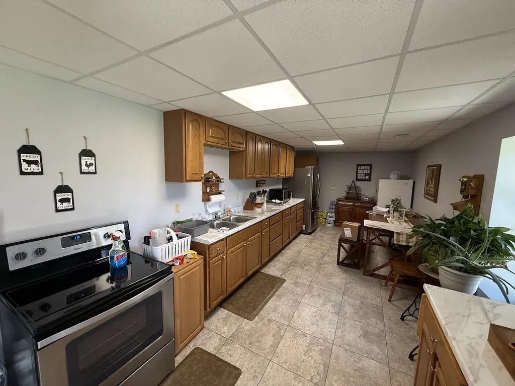2099 Bowling Ridge Road Brodhead KY 40409