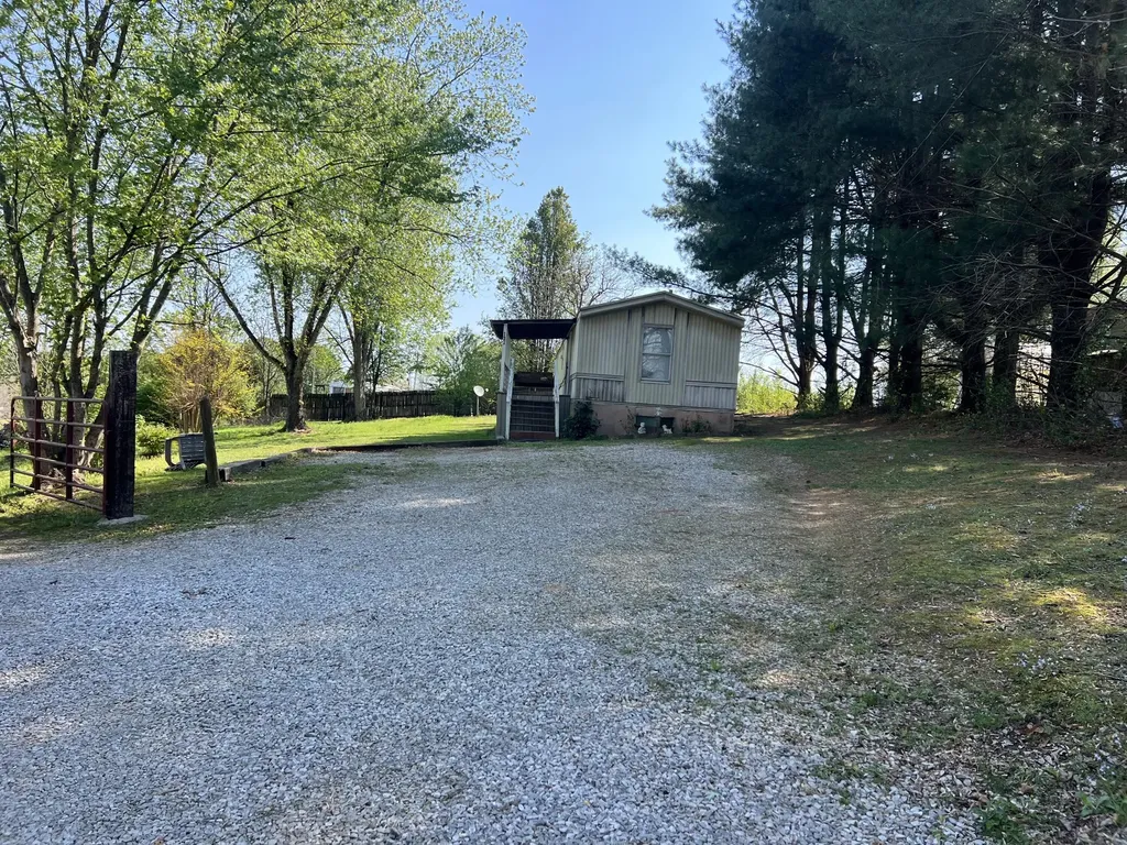 122 S Combs Avenue Corbin KY 40701