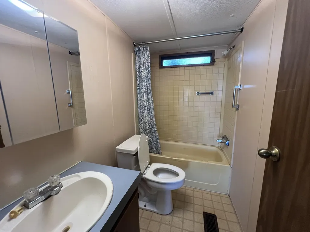 122 S Combs Avenue Corbin KY 40701