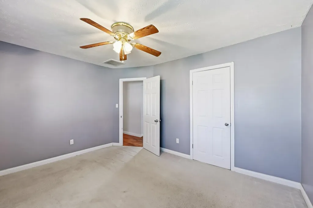 1088 Alton Station Road Lawrenceburg KY 40342