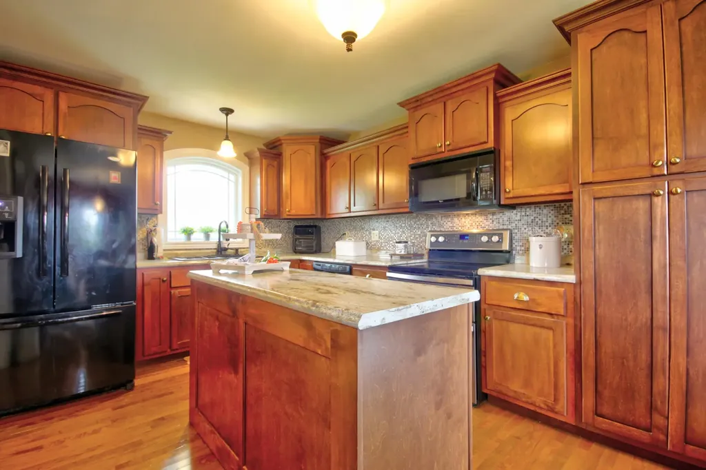 882 Roy Dugger Road London KY 40741