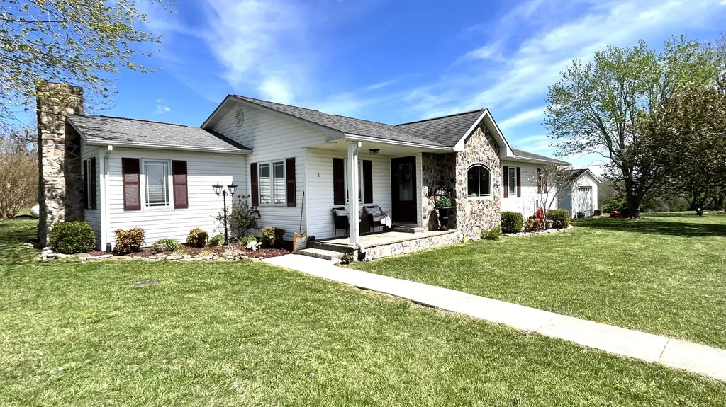 882 Roy Dugger Road London KY 40741